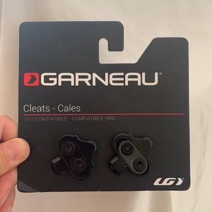 Garneau Cleats (clips for cycling)